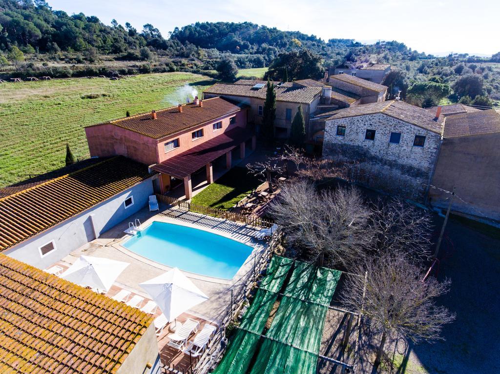 Els Masos D'En Coll Guest House Llavia Bagian luar foto