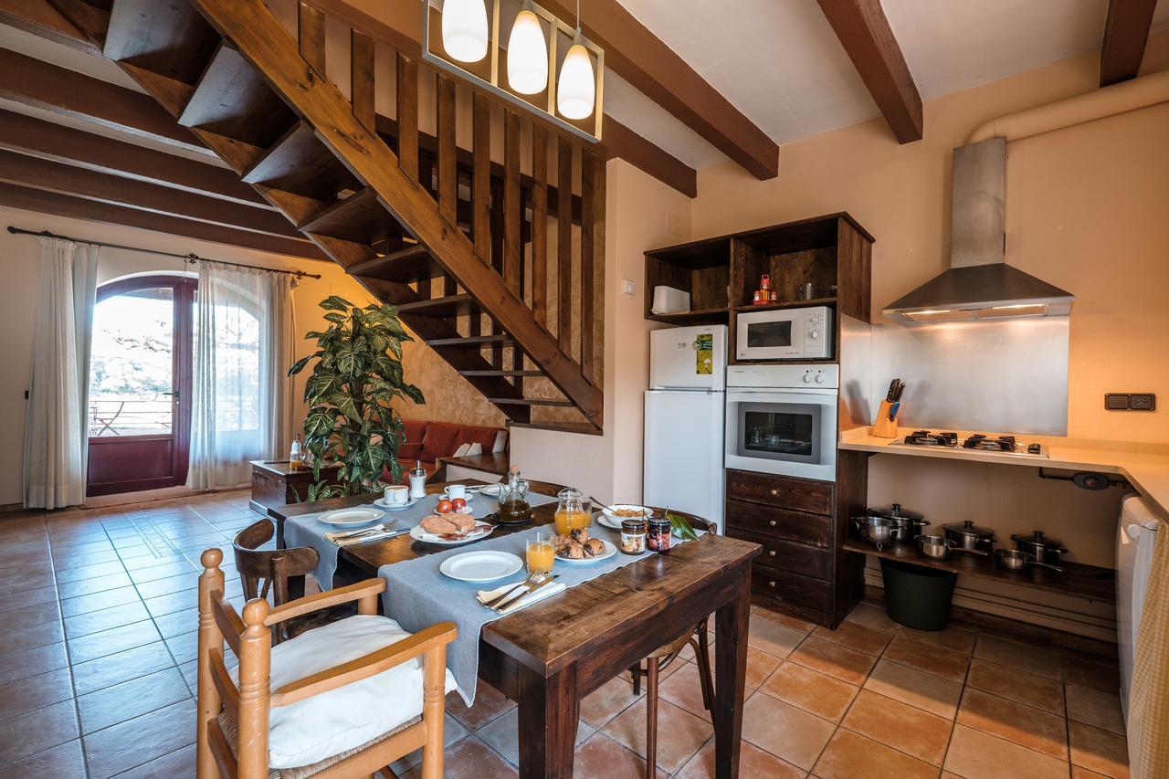 Els Masos D'En Coll Guest House Llavia Bagian luar foto